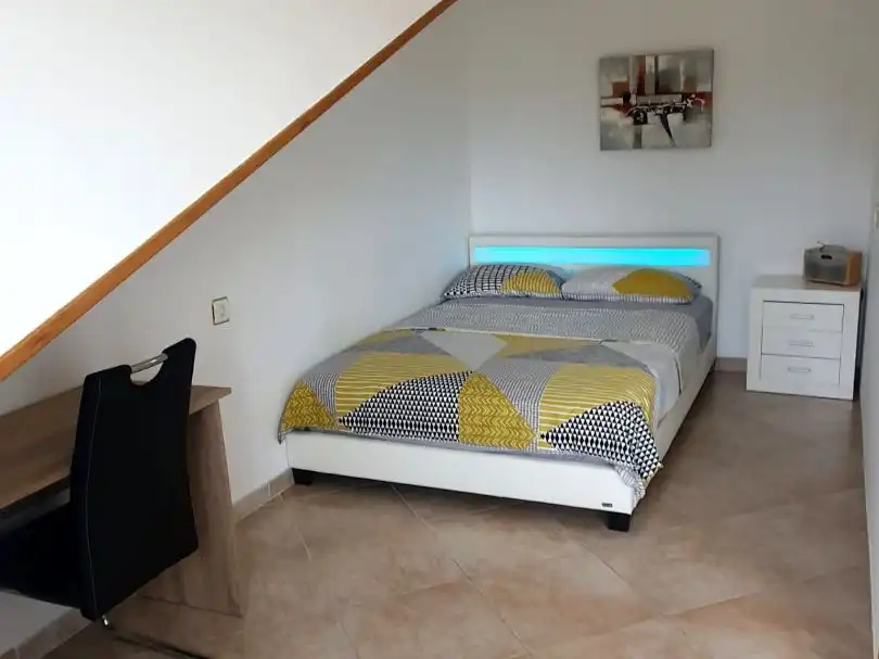 Detached homes for sale in Calle Jara, 36, Platero - El Limón Bedroom of Detached homes for sale in Alhaurín de la Torre with Air Conditioner and Swimming Pool