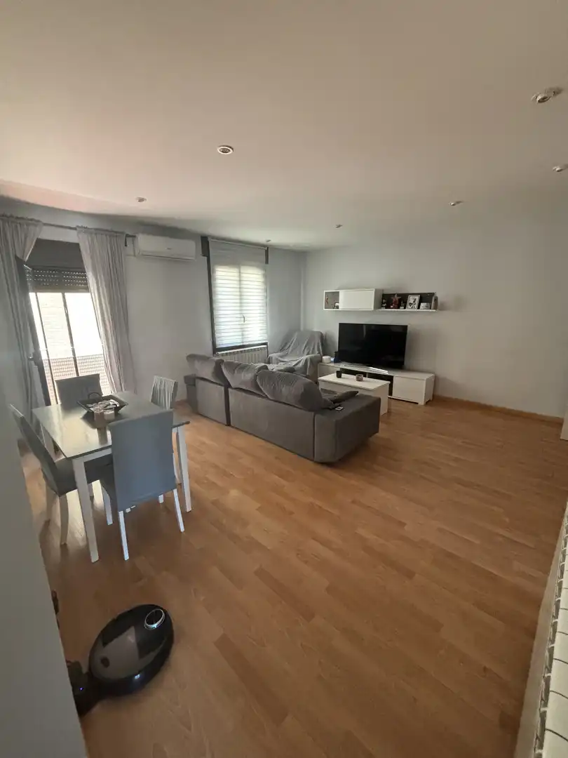 Piso en venta en Calle Nuestra Señora la Alegría, 45, Monzón Sala de estar de Piso en venta en Monzón con Aire acondicionado, Calefacción y Parquet