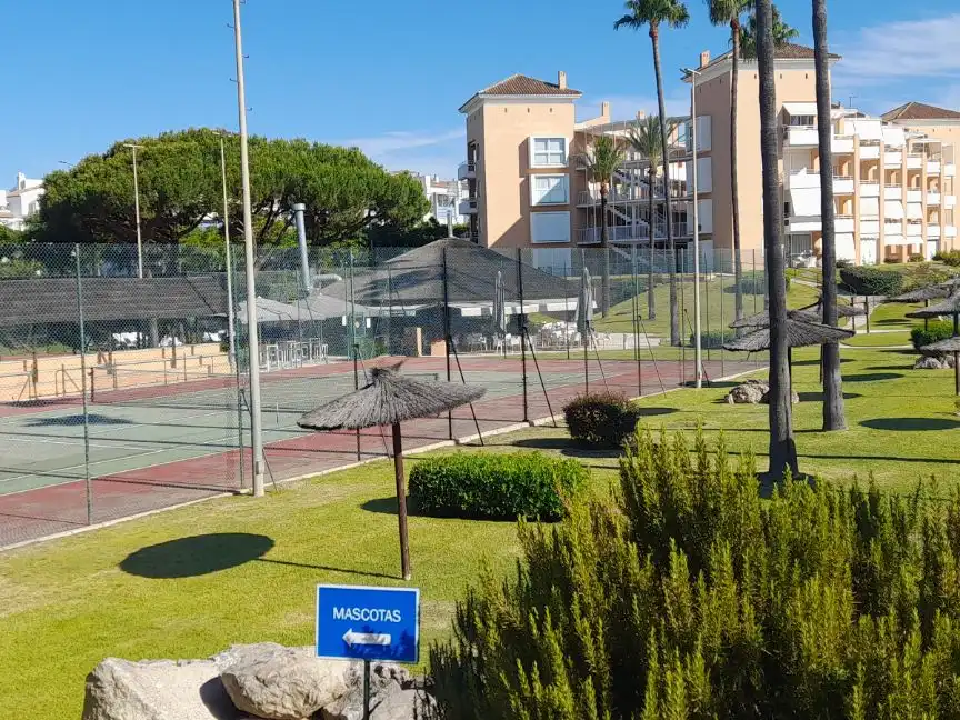 Apartament de lloguer a Avenida de Islantilla, 1, Islantilla Costa Vista exterior de Apartament de lloguer en Islantilla amb Calefacció, Jardí privat i Terrassa