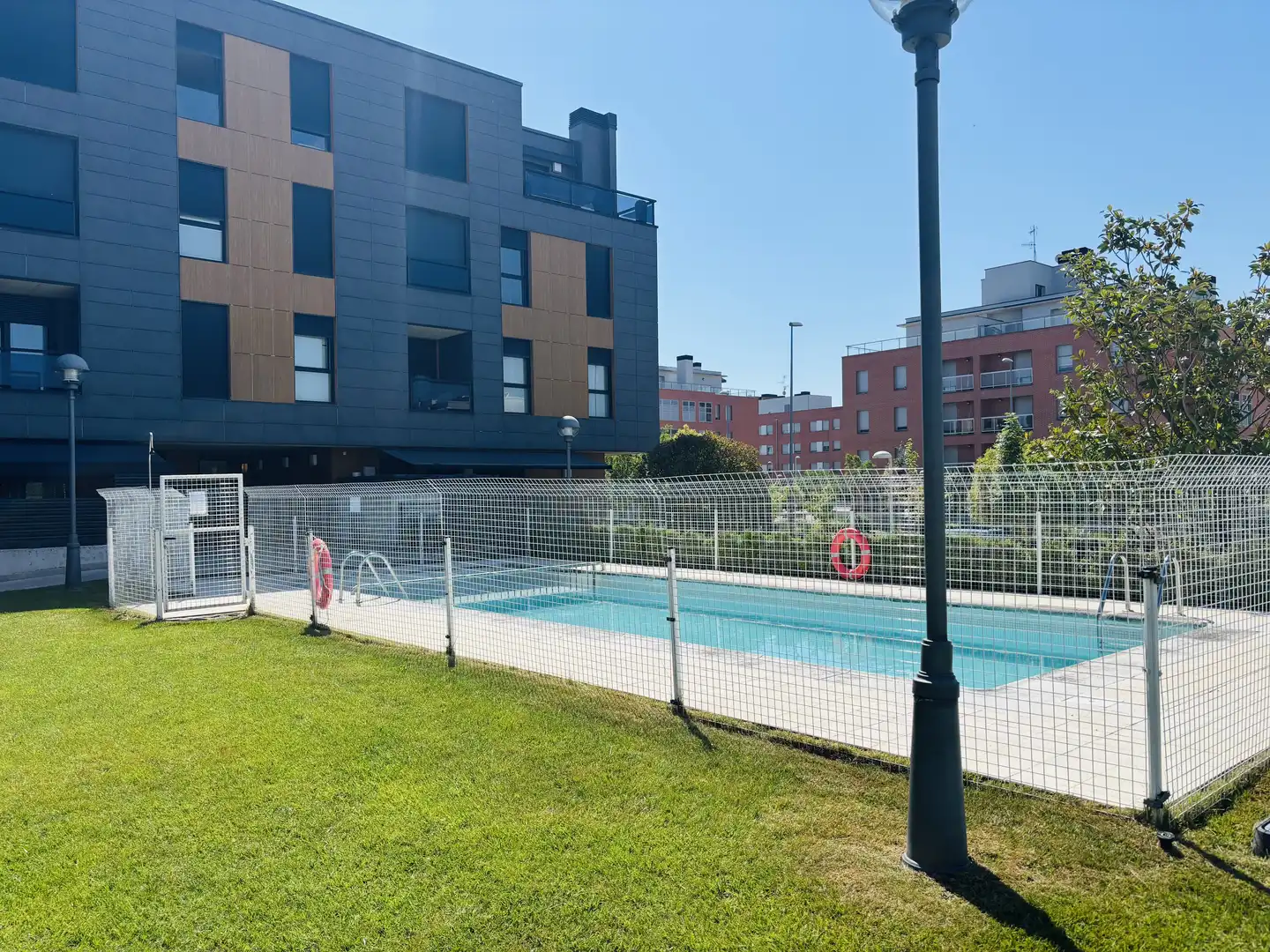 Flat for sale in Avenida Belascoain, 44, Zizur Mayor / Zizur Nagusia Swimming pool of Flat for sale in Zizur Mayor / Zizur Nagusia with Terrace and Swimming Pool