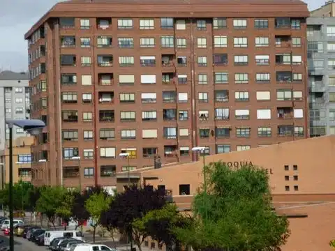 Erdgeschoss zur Miete in Calle Condesa Mencía, 118, Illera Außenansicht von Erdgeschoss zur Miete in Burgos
