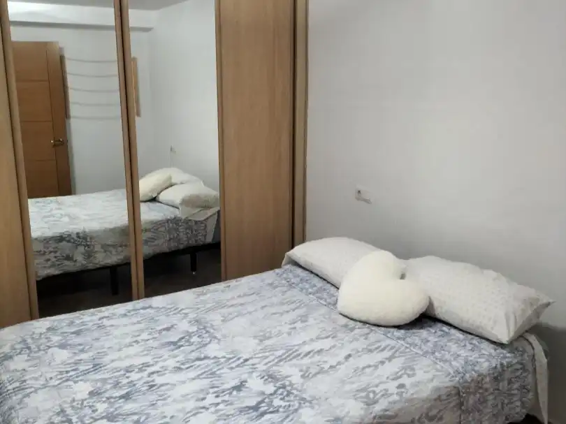 Piso en venta en Carrer de Santander, 17, L'Hort de Senabre Habitación de Piso en venta en Valencia Capital con Aire acondicionado