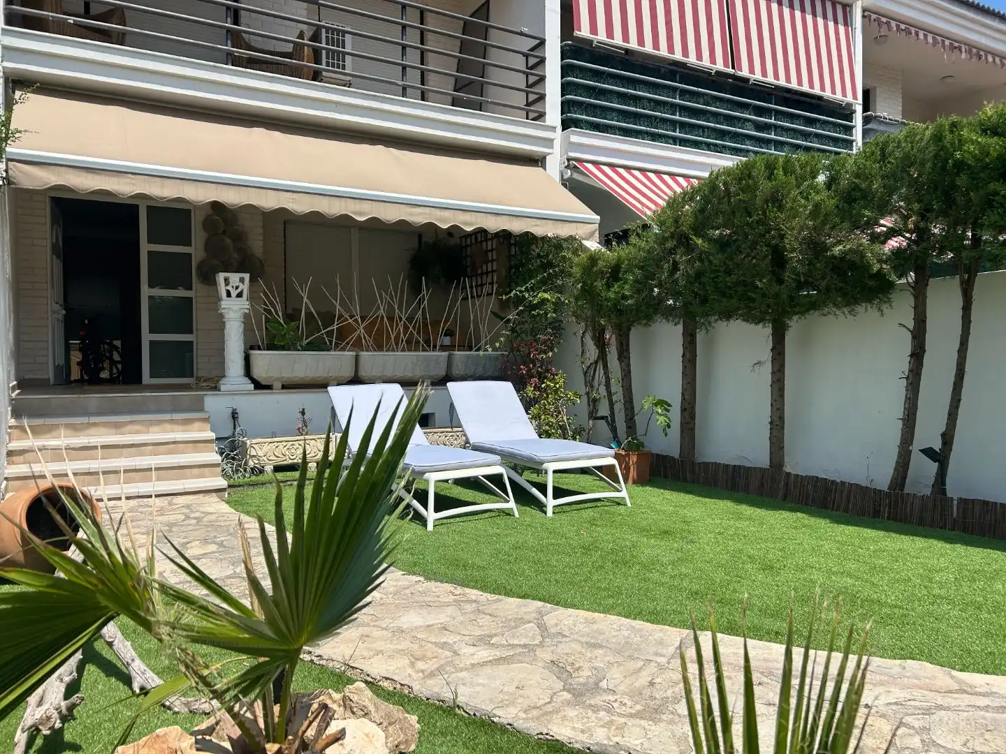 Casa o chalet en venta en Carrer del Comtat, 54, Playa de Gandia Terraza de Casa o chalet en venta en Gandia con Aire acondicionado, Terraza y Balcón