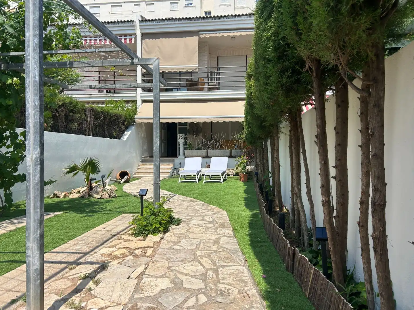 Casa o chalet en venta en Carrer del Comtat, 54, Playa de Gandia Jardín de Casa o chalet en venta en Gandia con Aire acondicionado, Terraza y Balcón