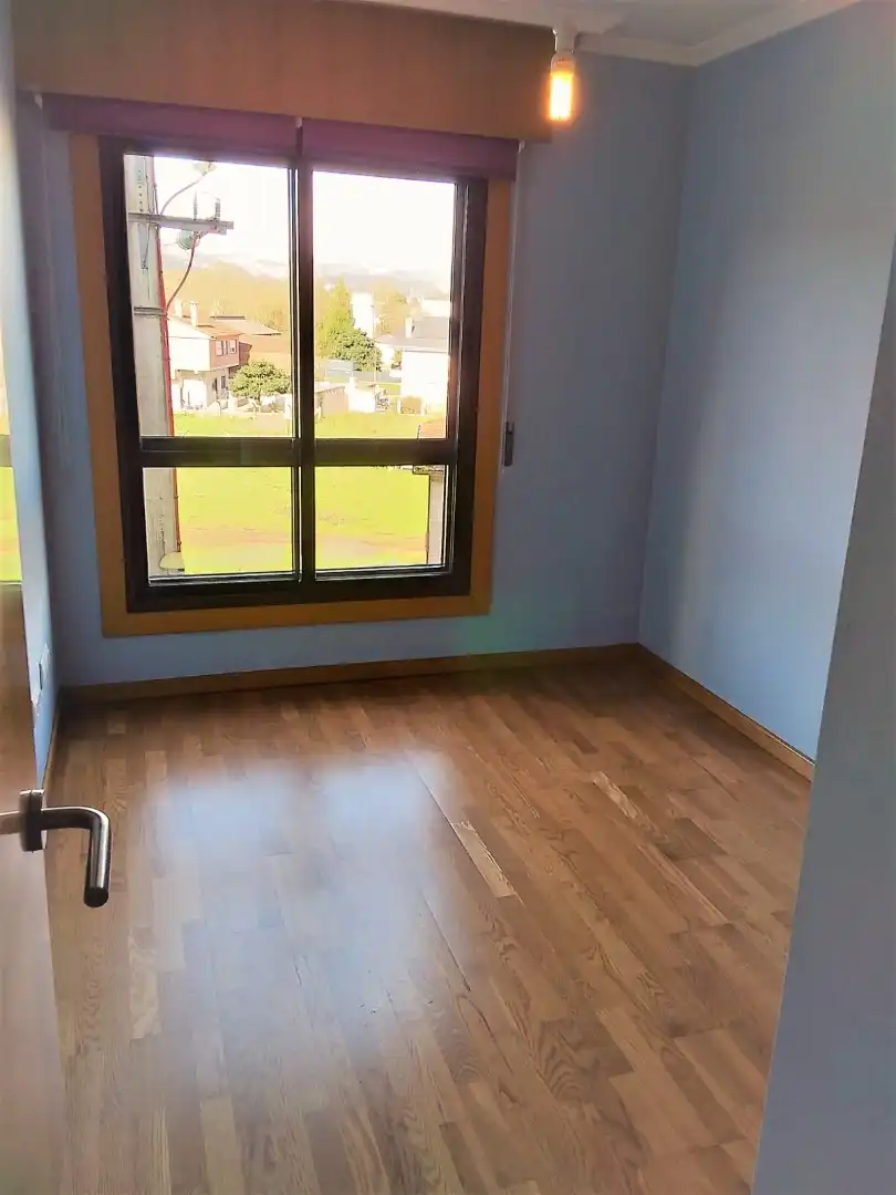 Piso en venta en Rúa Pontenova, 2, O Porriño Habitación de Piso en venta en O Porriño con Calefacción, Jardín privado y Parquet
