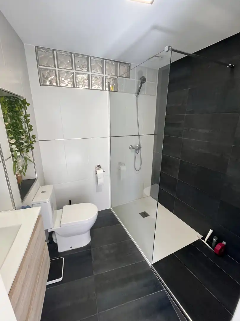 Badezimmer von Wohnung zum Verkauf in La Unión mit Klimaanlage und Terrasse