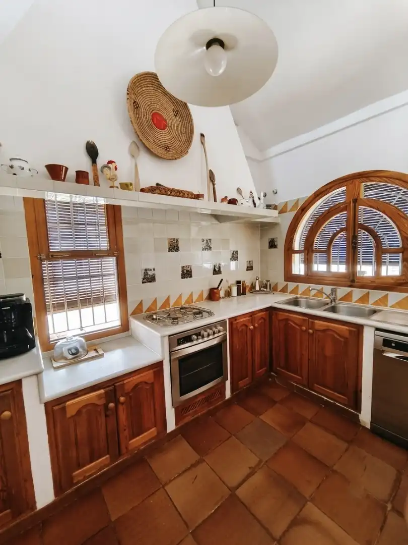 Houses for sale in Avenida del Santiscal, 269, Arcos de la Frontera Kitchen of Houses for sale in Arcos de la Frontera with Terrace and Balcony