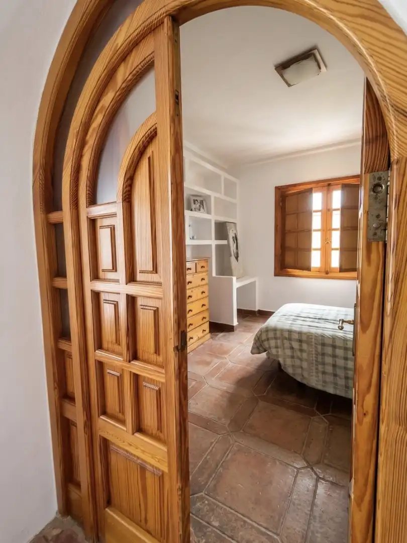 Houses for sale in Avenida del Santiscal, 269, Arcos de la Frontera Bedroom of Houses for sale in Arcos de la Frontera with Terrace and Balcony