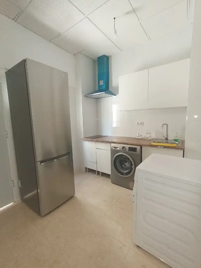 Wohnung zur Miete in Plaza Constitución, 10, Centro - Barriada Mallorca Küche von Wohnung zur Miete in Camas mit Klimaanlage