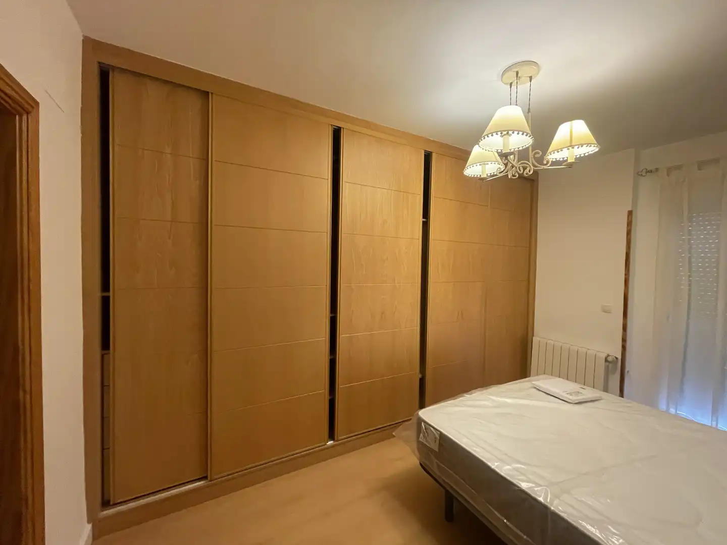 Habitación de Piso de alquiler en Zafra con Aire acondicionado, Calefacción y Jardín privado