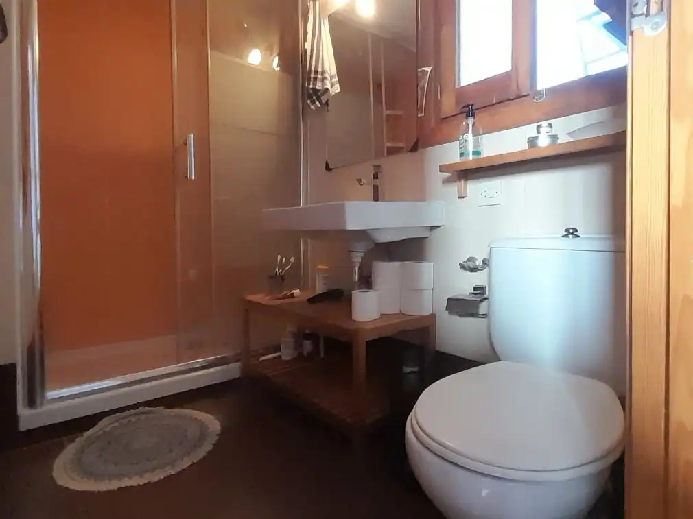 Apartamento de alquiler en Calle de San Bartolomé, 22, Justicia - Chueca Baño de Apartamento de alquiler en Madrid con Aire acondicionado, Calefacción y Parquet