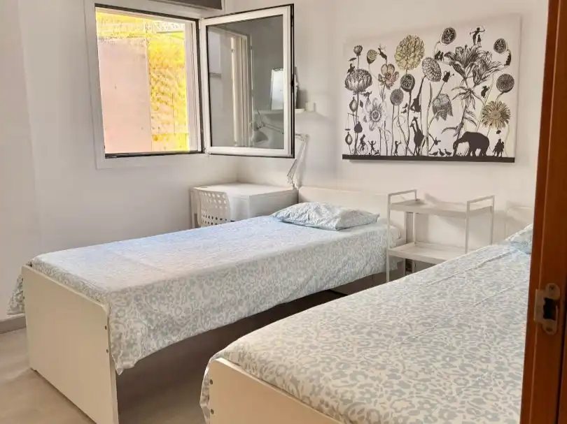 Dúplex en venda a Calle Párroco Villar Reina, 63, Altavista - Don Zoilo Dormitori de Dúplex en venda en Las Palmas de Gran Canaria amb Parquet, Terrassa i Traster