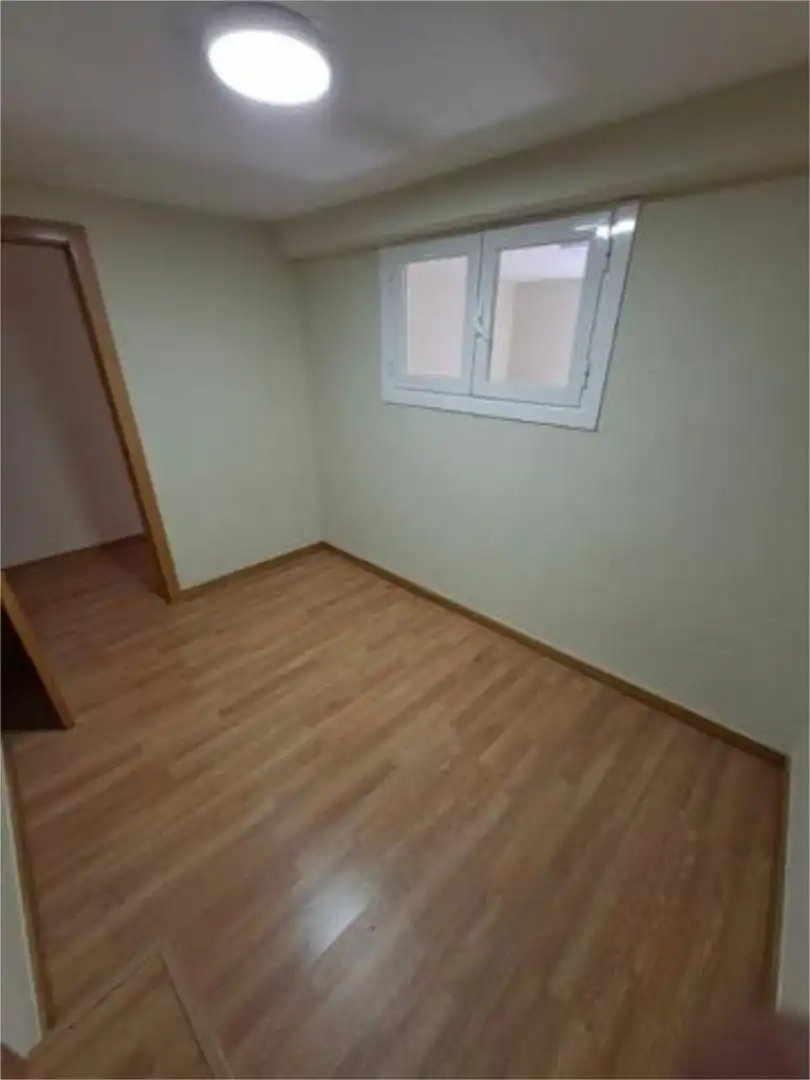 Apartamento de alquiler en Laguardia Habitación de Apartamento de alquiler en Laguardia con Trastero y Amueblado