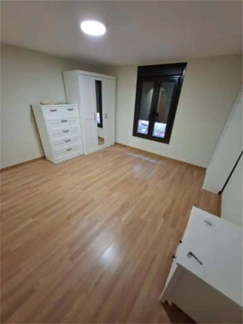 Apartamento de alquiler en Laguardia Habitación de Apartamento de alquiler en Laguardia con Trastero y Amueblado