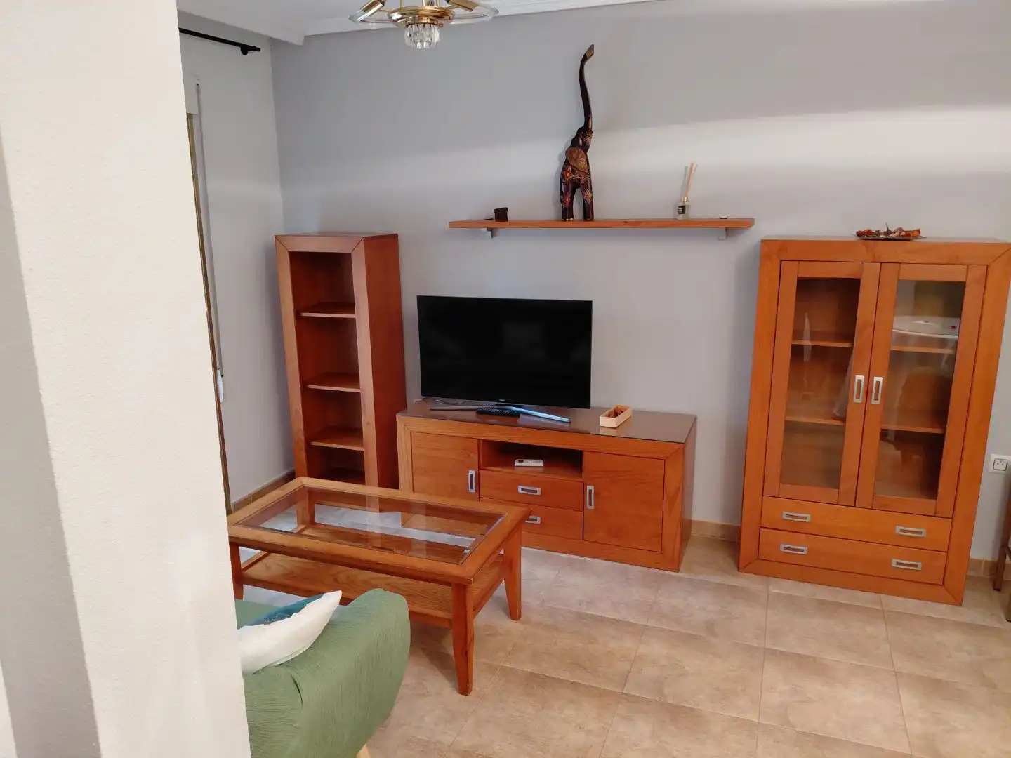 Flat for rent in Calle la Roche Sur Yon, 1, Nuevo Cáceres Living room of Flat for rent in Cáceres with Air Conditioner, Furnished and Balcony