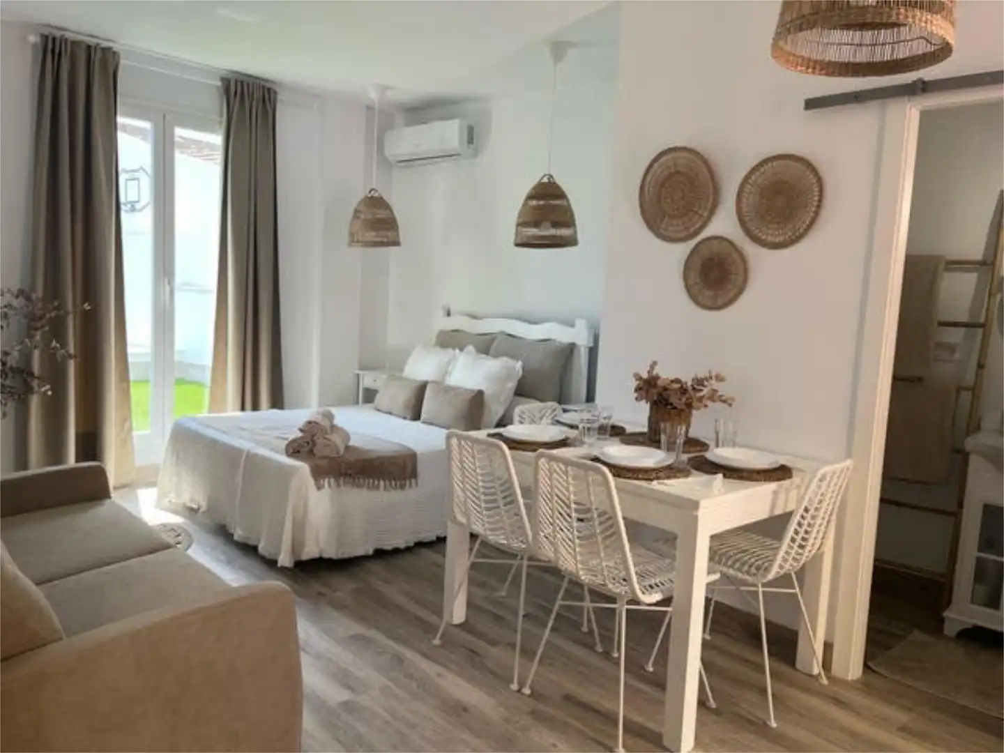 Study for rent in Barriada España - San Pedro Study for rent in Barriada España - San Pedro