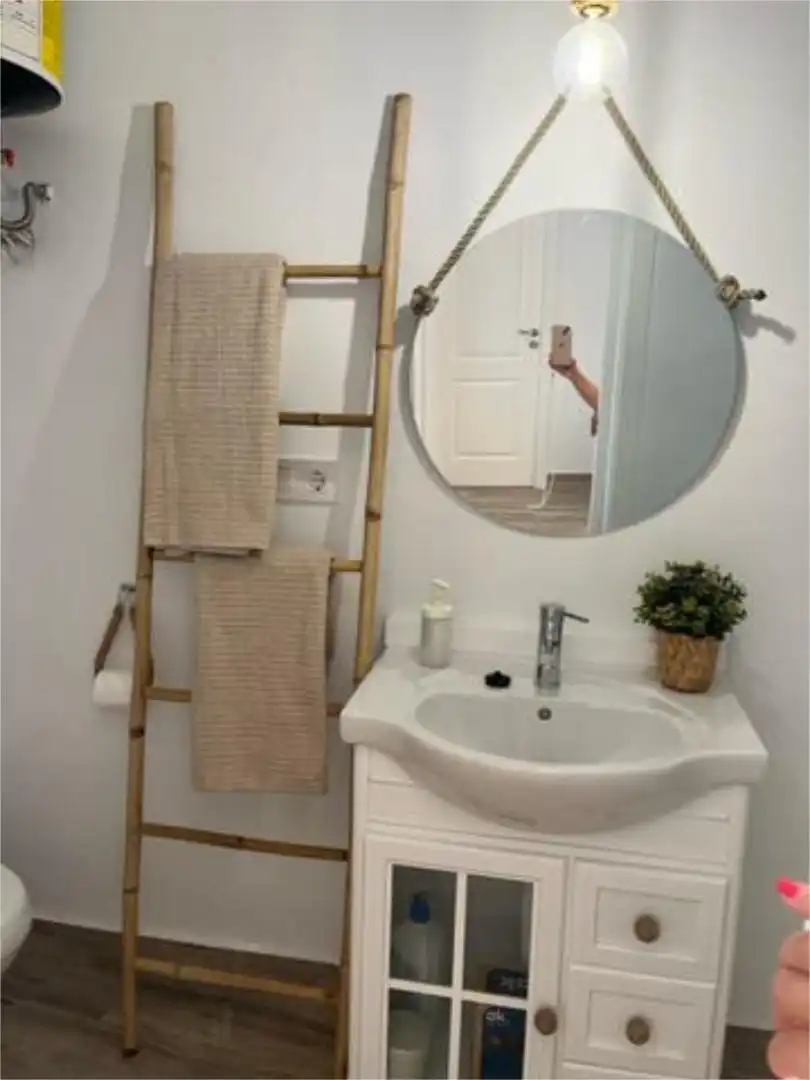 Study for rent in Barriada España - San Pedro Study for rent in Barriada España - San Pedro