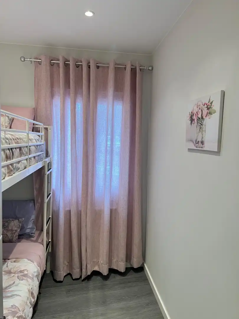 Piso en venta en Calle de Juan José Martínez Seco, 56, Los Rosales Piso en venta en Calle de Juan José Martínez Seco, 56, Los Rosales