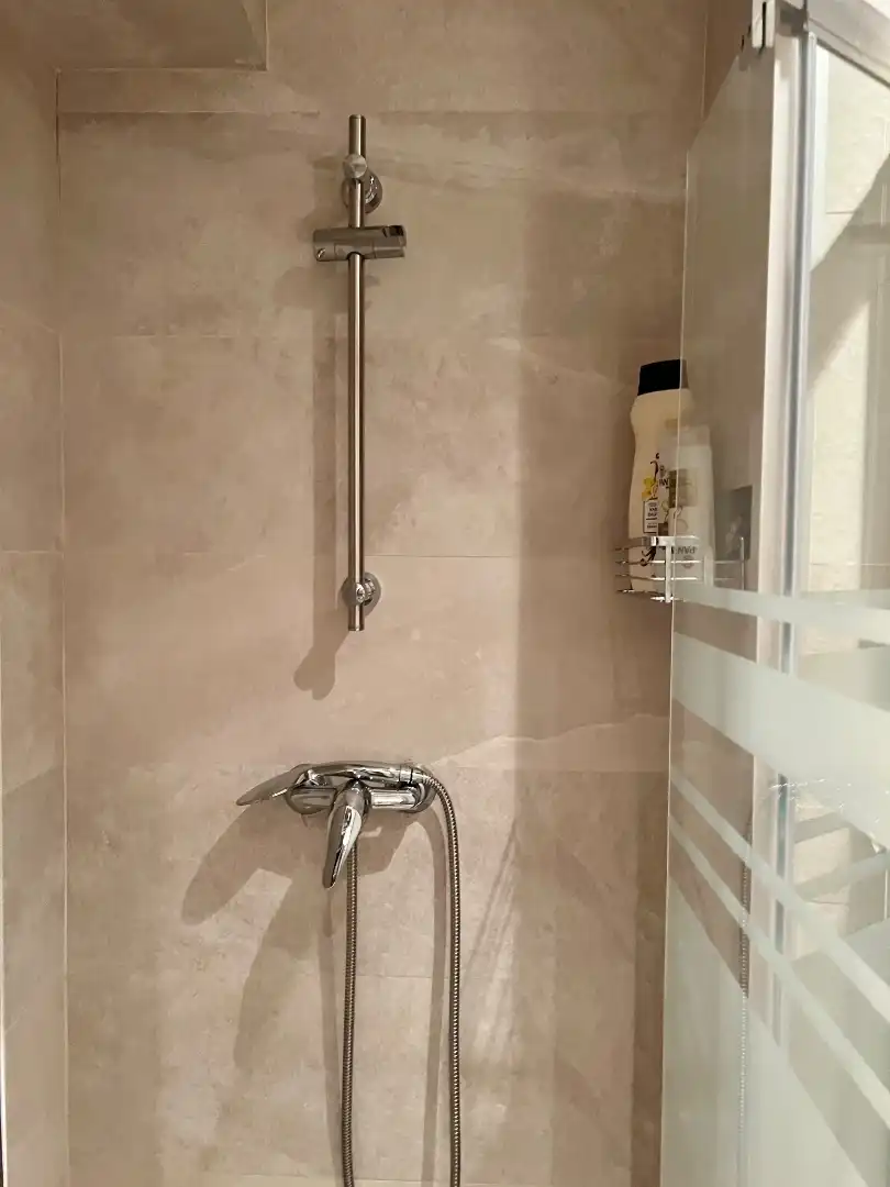 Piso en venta en Calle de Juan José Martínez Seco, 56, Los Rosales Piso en venta en Calle de Juan José Martínez Seco, 56, Los Rosales