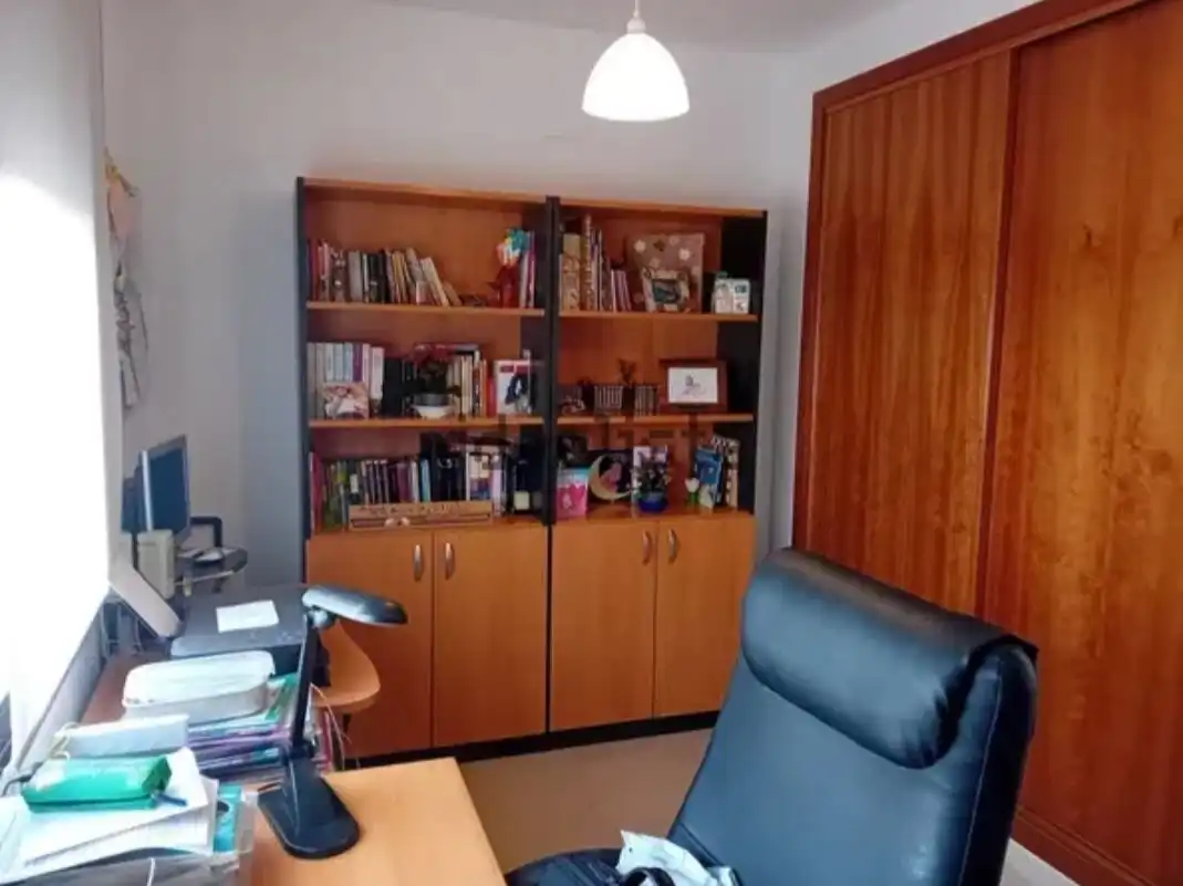 Casa o xalet en venda a Calle Torralba de Calatrava, 38, Larache Casa o xalet en venda en Ciudad Real amb Calefacció, Jardí privat i Parquet