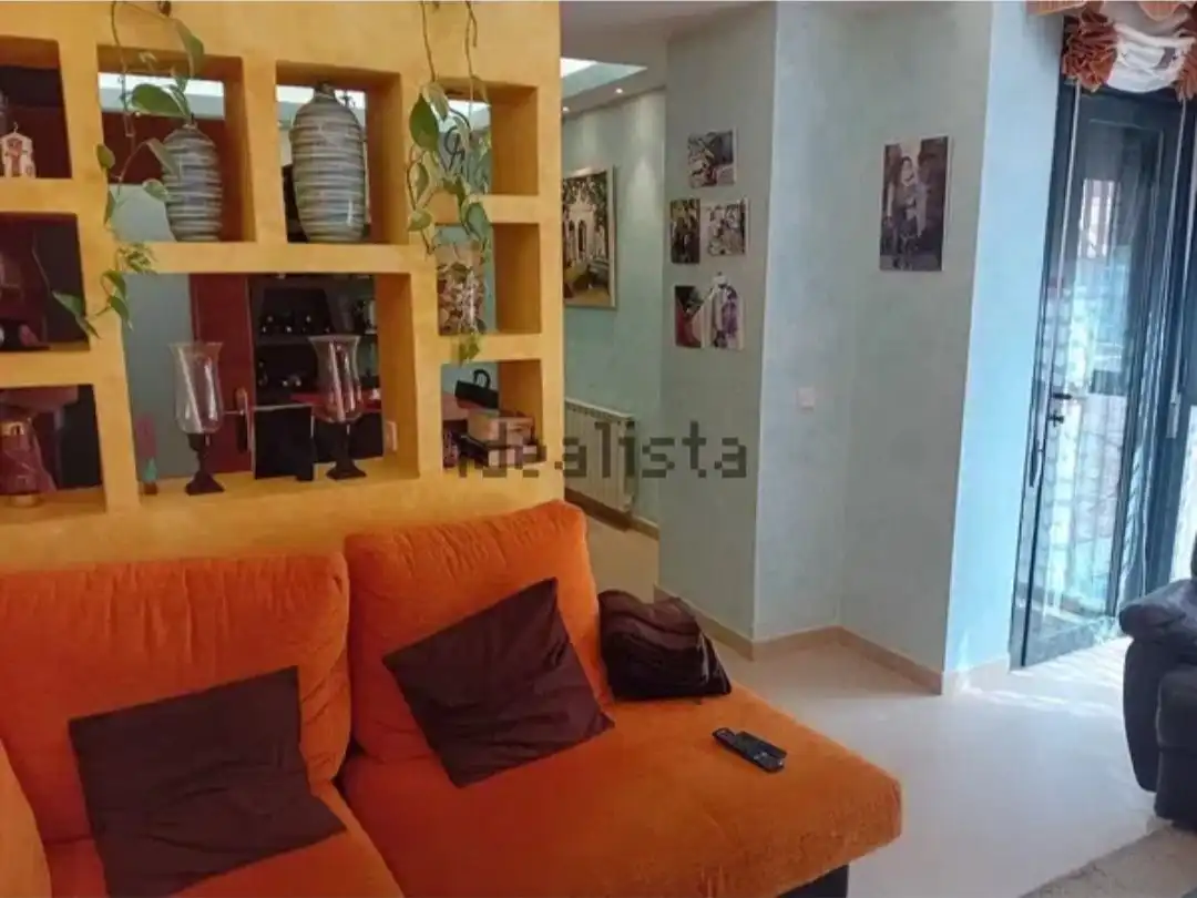Casa o xalet en venda a Calle Torralba de Calatrava, 38, Larache Sala d'estar de Casa o xalet en venda en Ciudad Real amb Calefacció, Jardí privat i Parquet
