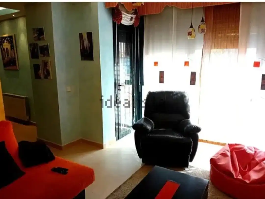 Casa o xalet en venda a Calle Torralba de Calatrava, 38, Larache Sala d'estar de Casa o xalet en venda en Ciudad Real amb Calefacció, Jardí privat i Parquet