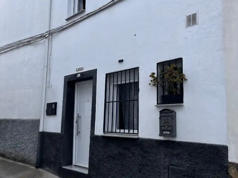Apartamento en venta en Avenida Portugal, 31, Alcuéscar Vista exterior de Apartamento en venta en Alcuéscar con Aire acondicionado, Calefacción y Balcón
