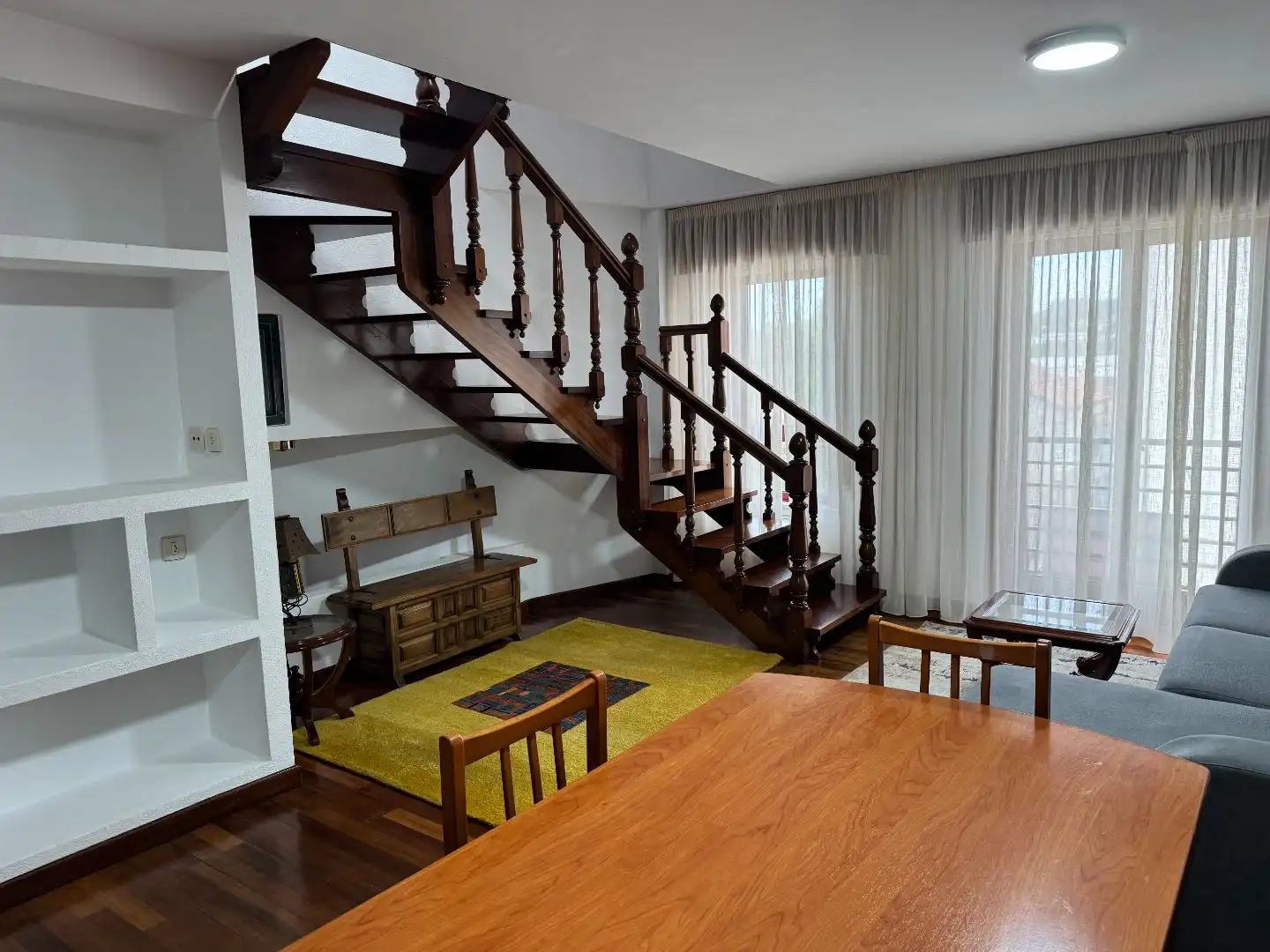 Piso en venta en Rúa de San Lázaro, 93, San Lázaro - Meixonfrío Comedor de Piso en venta en Santiago de Compostela con Calefacción, Amueblado y Parking comunitario