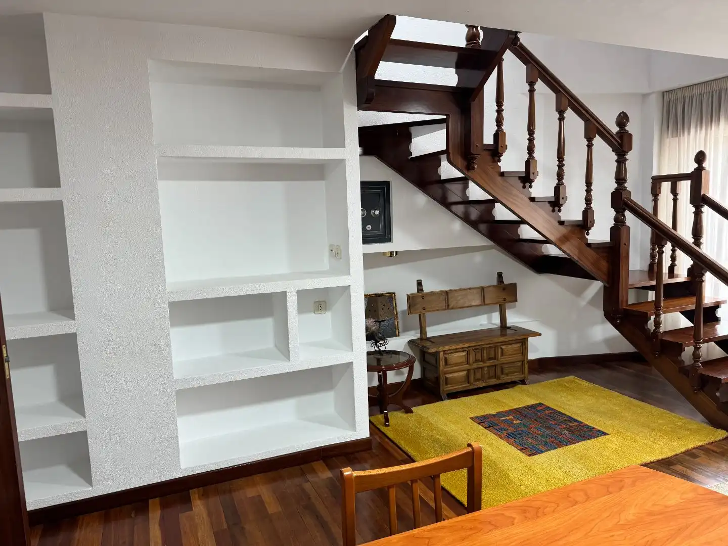Piso en venta en Rúa de San Lázaro, 93, San Lázaro - Meixonfrío Piso en venta en Santiago de Compostela con Calefacción, Amueblado y Parking comunitario
