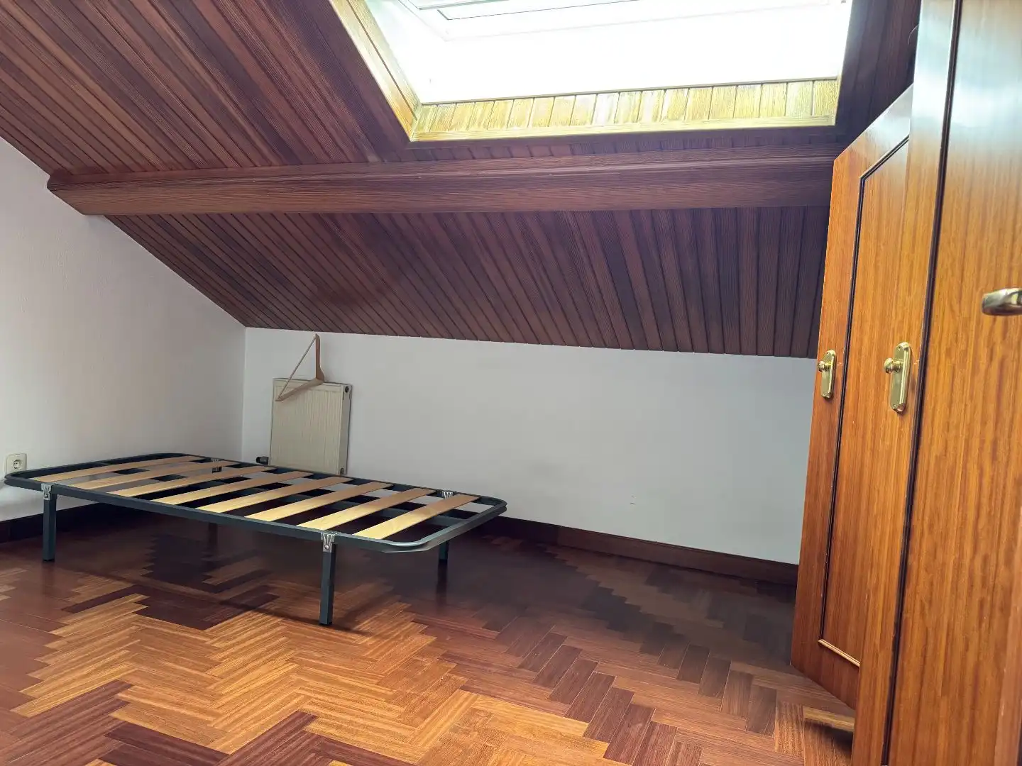 Piso en venta en Rúa de San Lázaro, 93, San Lázaro - Meixonfrío Piso en venta en Santiago de Compostela con Calefacción, Amueblado y Parking comunitario