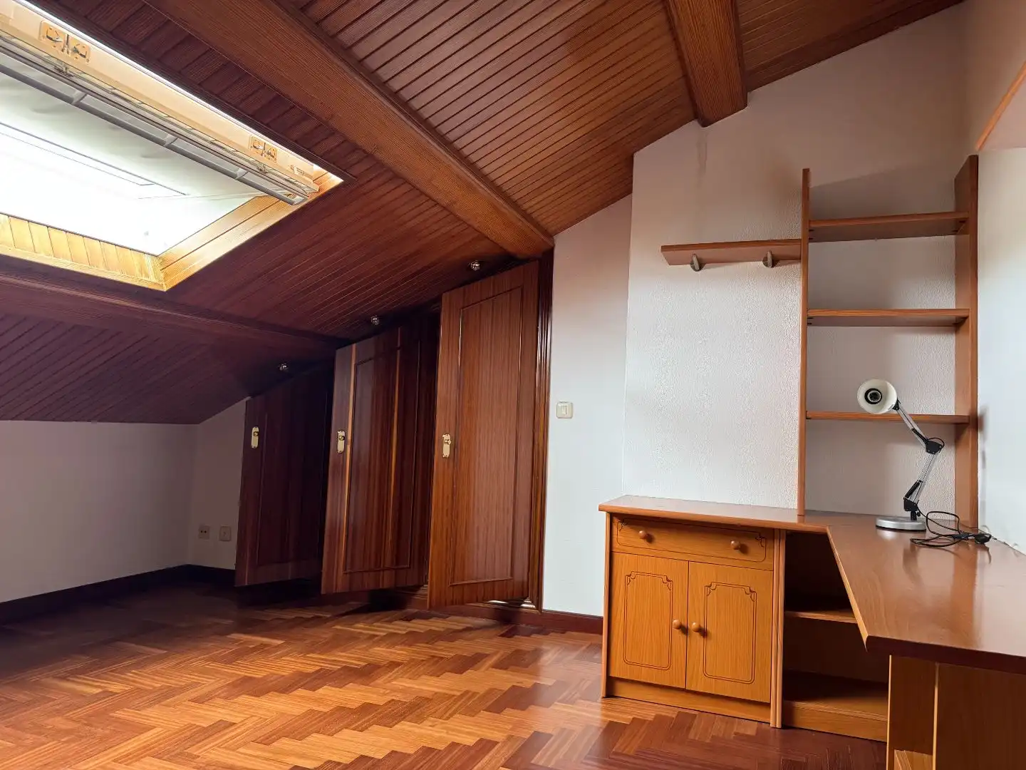 Piso en venta en Rúa de San Lázaro, 93, San Lázaro - Meixonfrío Piso en venta en Santiago de Compostela con Calefacción, Amueblado y Parking comunitario