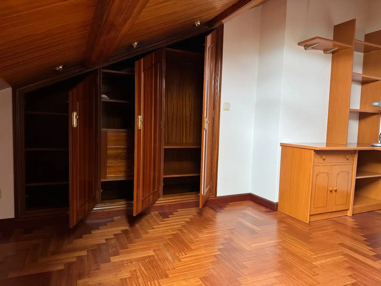 Piso en venta en Rúa de San Lázaro, 93, San Lázaro - Meixonfrío Habitación de Piso en venta en Santiago de Compostela con Calefacción, Amueblado y Parking comunitario