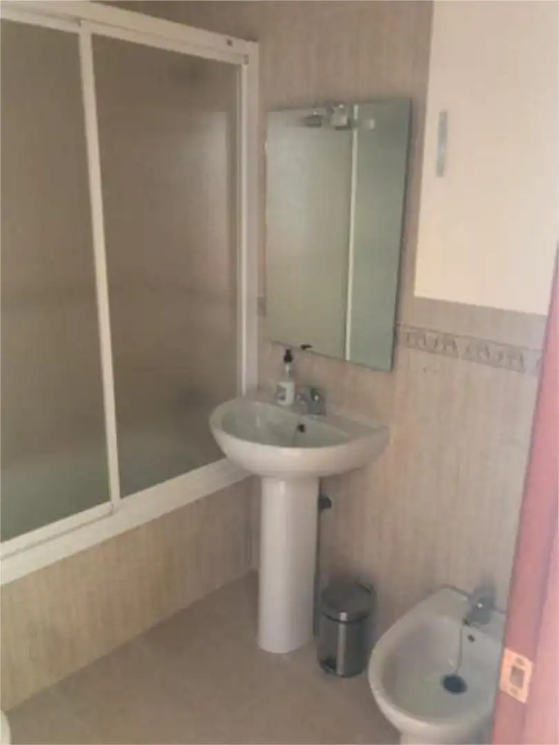 Bathroom of Flat for rent in Villafranca de los Barros