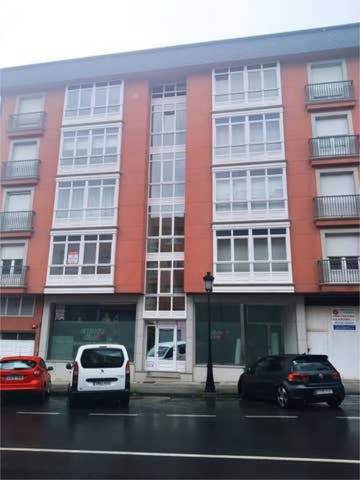 Piso en Alquiler en Santa Comba