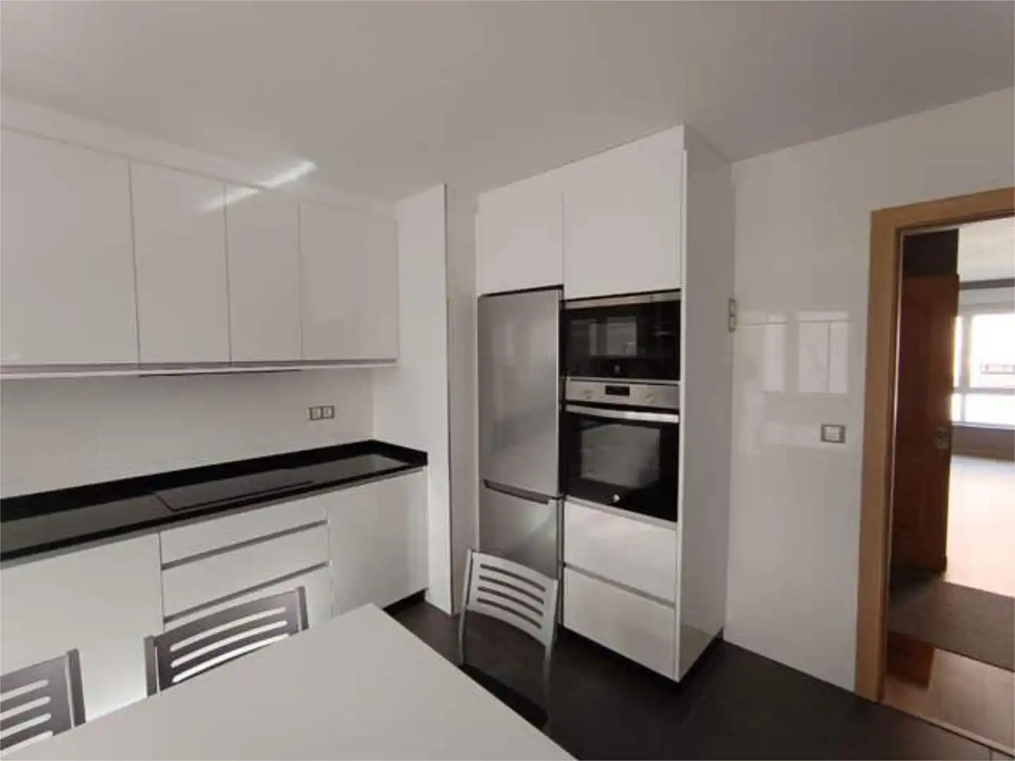 Flat for rent in Santa Comba Kitchen of Flat for rent in Santa Comba with Heating, Terrace and Storage room