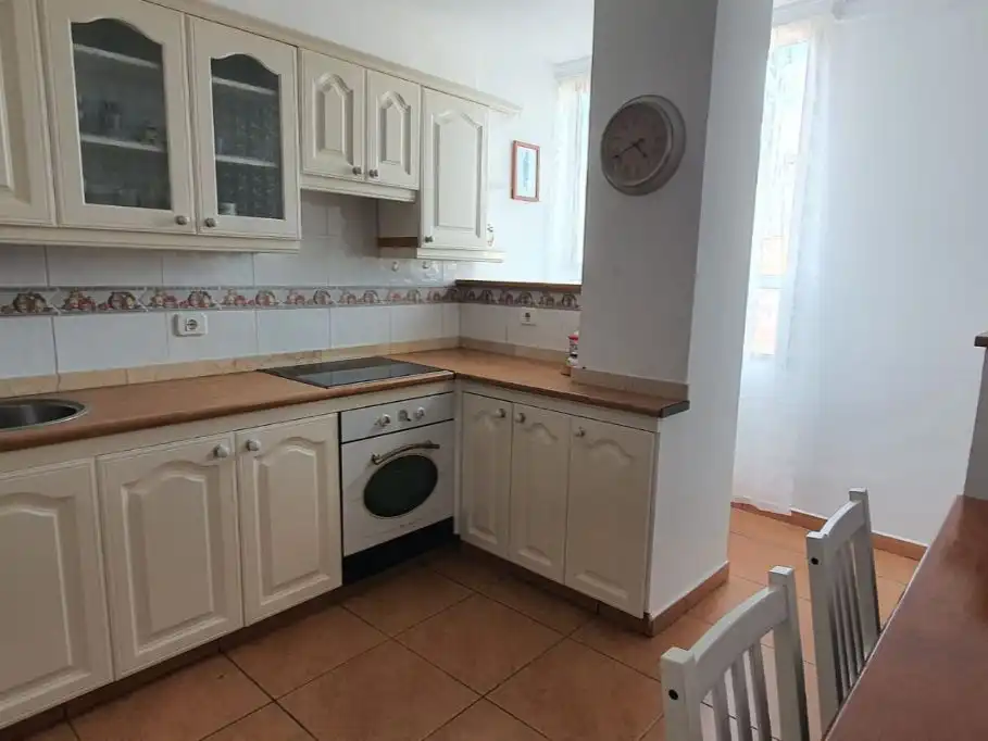 Flat for rent in Calle Ingeniero Salinas, 51, Alcaravaneras Kitchen of Flat for rent in Las Palmas de Gran Canaria with Terrace and Furnished