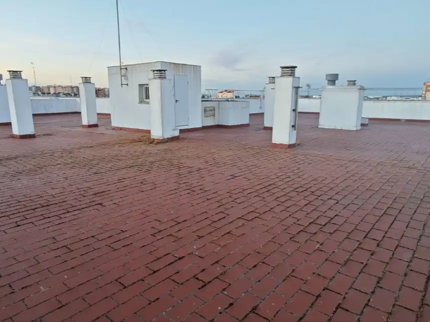 Piso en venta en Calle Camarada López Luque, 47, Nuevo Parque - Los Rosales - Tráfico Pesado Piso en venta en Calle Camarada López Luque, 47, Nuevo Parque - Los Rosales - Tráfico Pesado