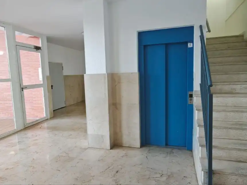 Piso en venta en Calle Camarada López Luque, 47, Nuevo Parque - Los Rosales - Tráfico Pesado Piso en venta en Calle Camarada López Luque, 47, Nuevo Parque - Los Rosales - Tráfico Pesado