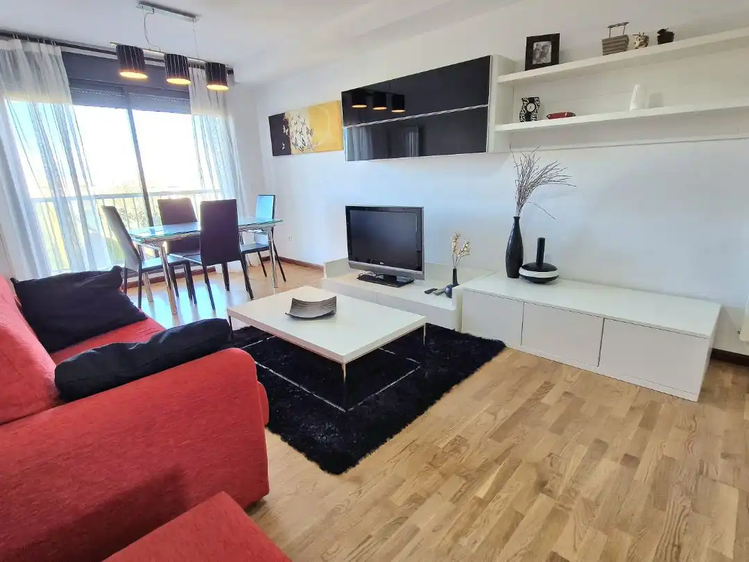 Wohnung zur Miete in Avenida La Rioja, 5, Cirueña