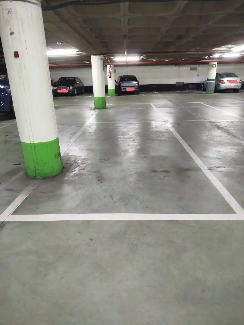 Parking of Garage for rent in  Logroño