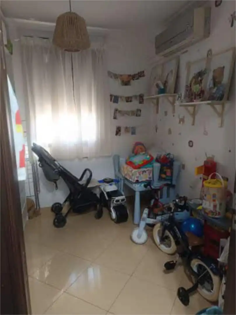 Piso de alquiler en Villegas Habitación de Piso de alquiler en Sevilla con Amueblado