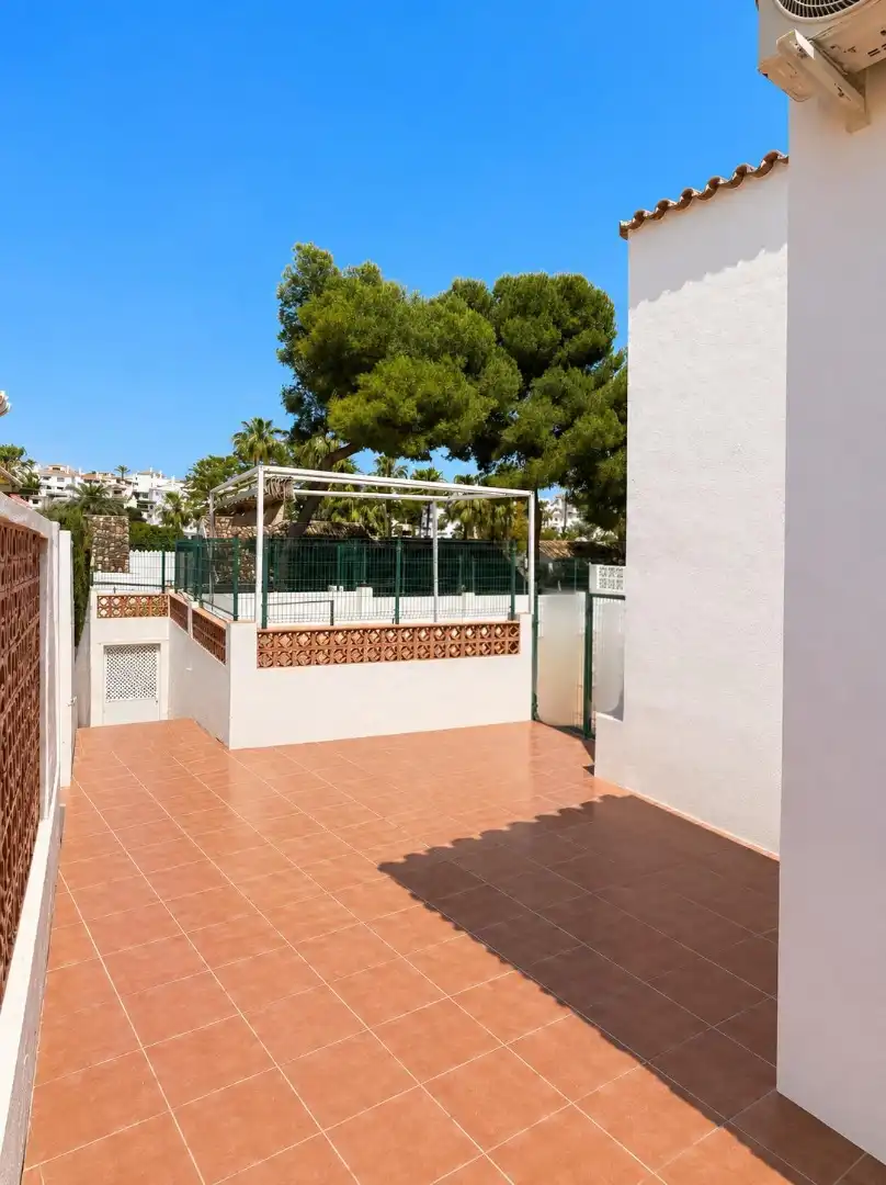 Houses for sale in Calle los Jazmines, 150, Nueva Andalucía centro Terrace of Houses for sale in Marbella with Air Conditioner, Heating and Private garden