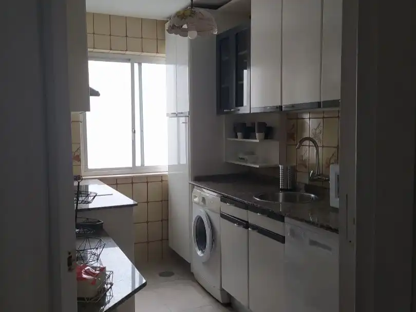 Piso de alquiler en Paseo Marítimo, 3, Paseo Marítimo - San José - La Laguna Cocina de Piso de alquiler en Cádiz con Terraza y Amueblado
