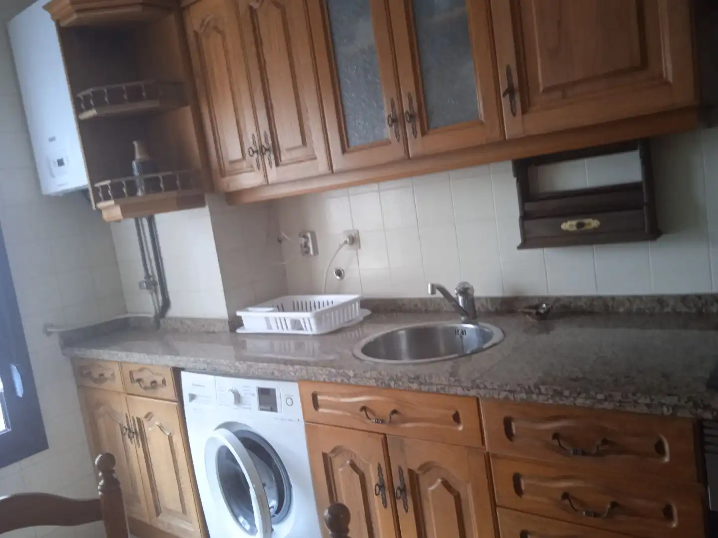Flat for rent in Calle San Mateo, 26, San Lázaro - Otero - Villafría Kitchen of Flat for rent in Oviedo
