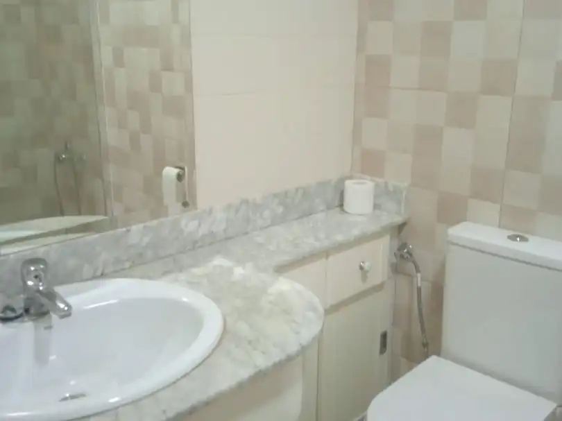 Flat for rent in Calle San Mateo, 26, San Lázaro - Otero - Villafría Bathroom of Flat for rent in Oviedo