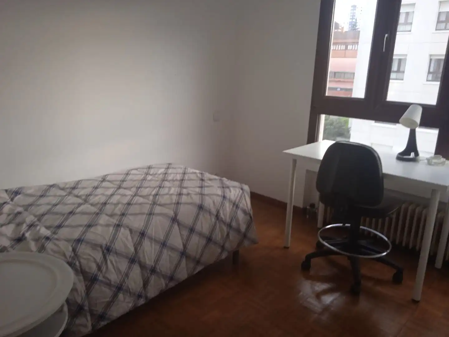 Flat for rent in Calle San Mateo, 26, San Lázaro - Otero - Villafría Bedroom of Flat for rent in Oviedo