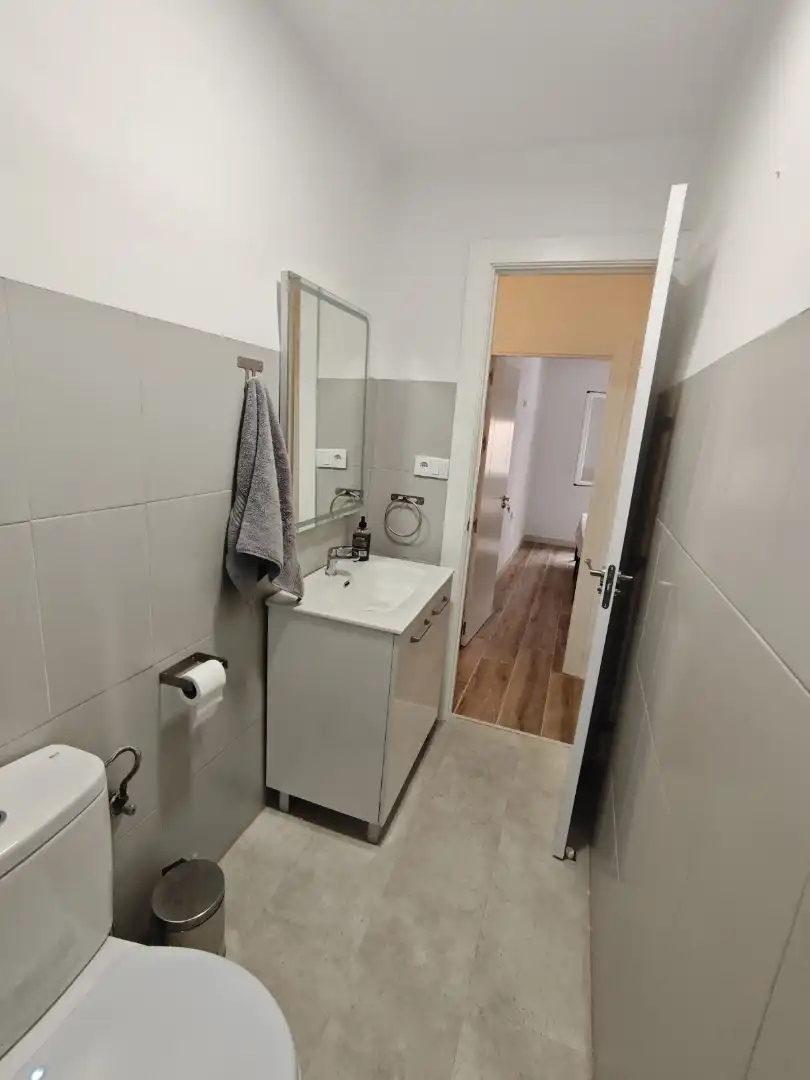 Baño de Piso de alquiler en Córdoba con Aire acondicionado, Calefacción y Terraza