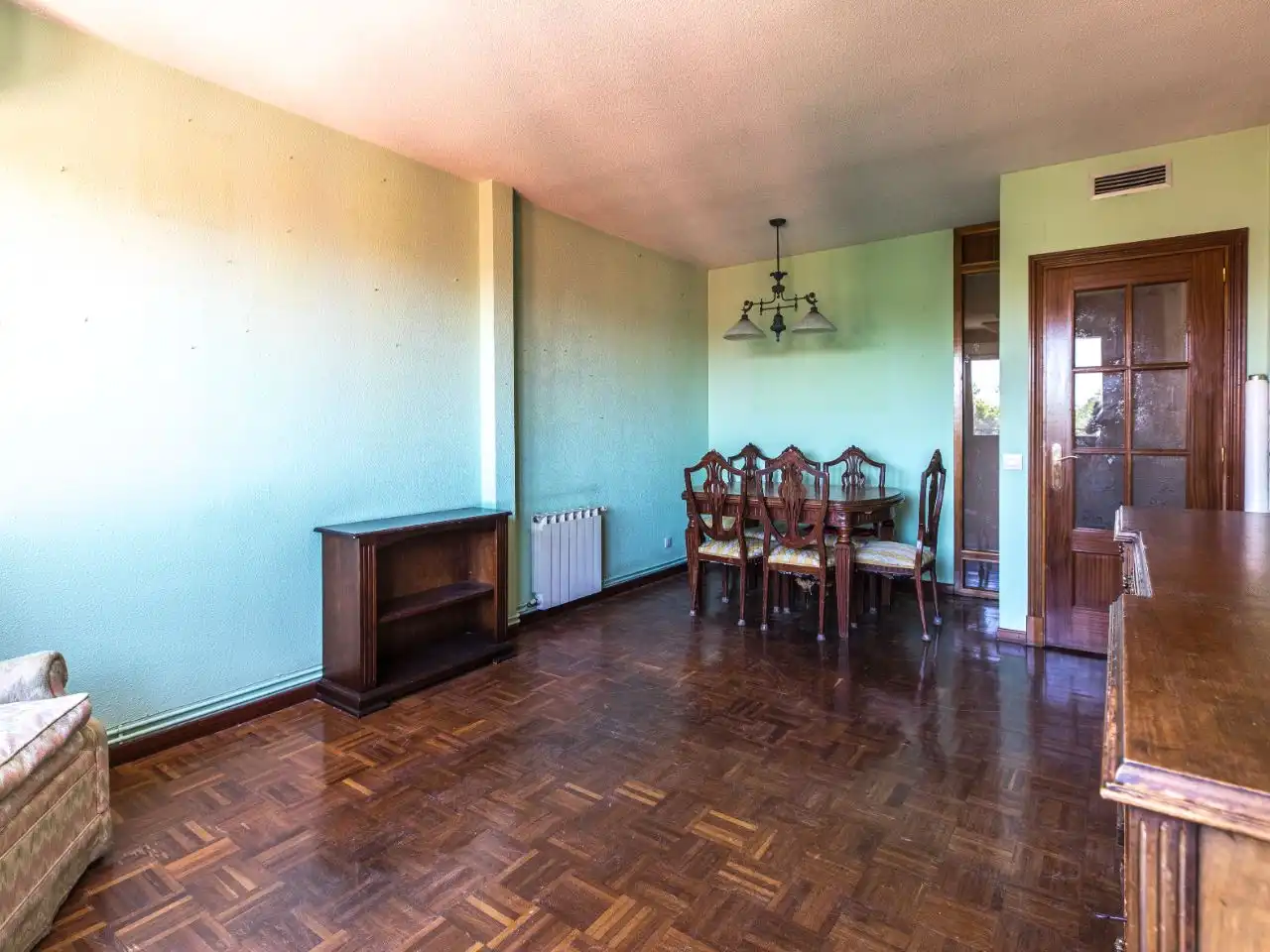 Flat for sale in Calle Alagón, 5, Timón Dining room of Flat for sale in Madrid with Air Conditioner, Heating and Private garden