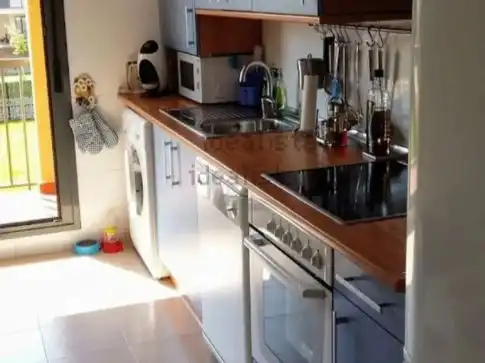 Cocina de Apartamento de alquiler en Cirueña con Calefacción, Piscina y Amueblado