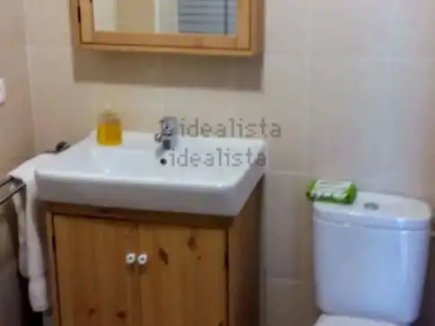 Baño de Apartamento de alquiler en Cirueña con Calefacción, Piscina y Amueblado